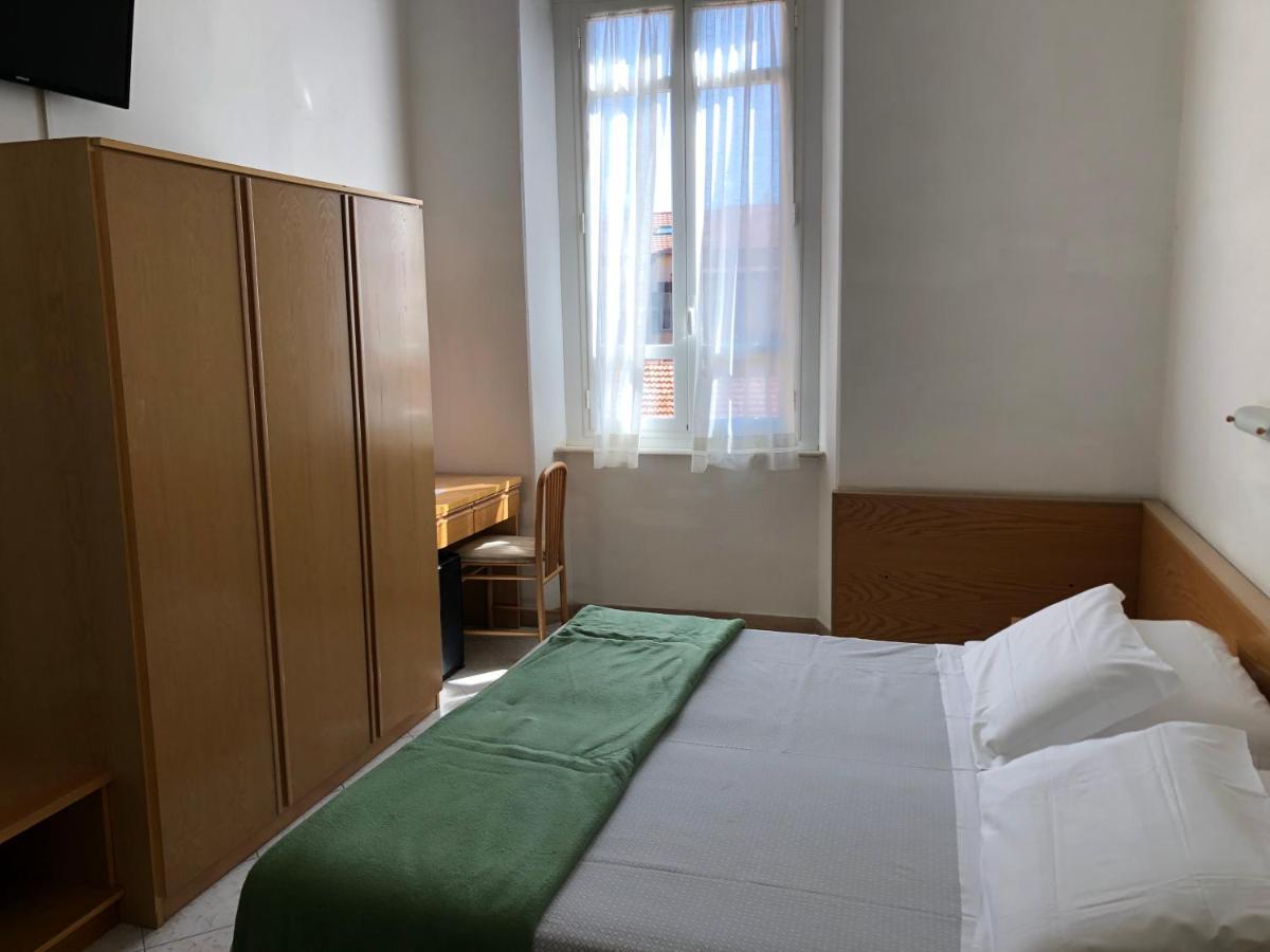 Hotel Valdinievole Lido di Camaiore Extérieur photo