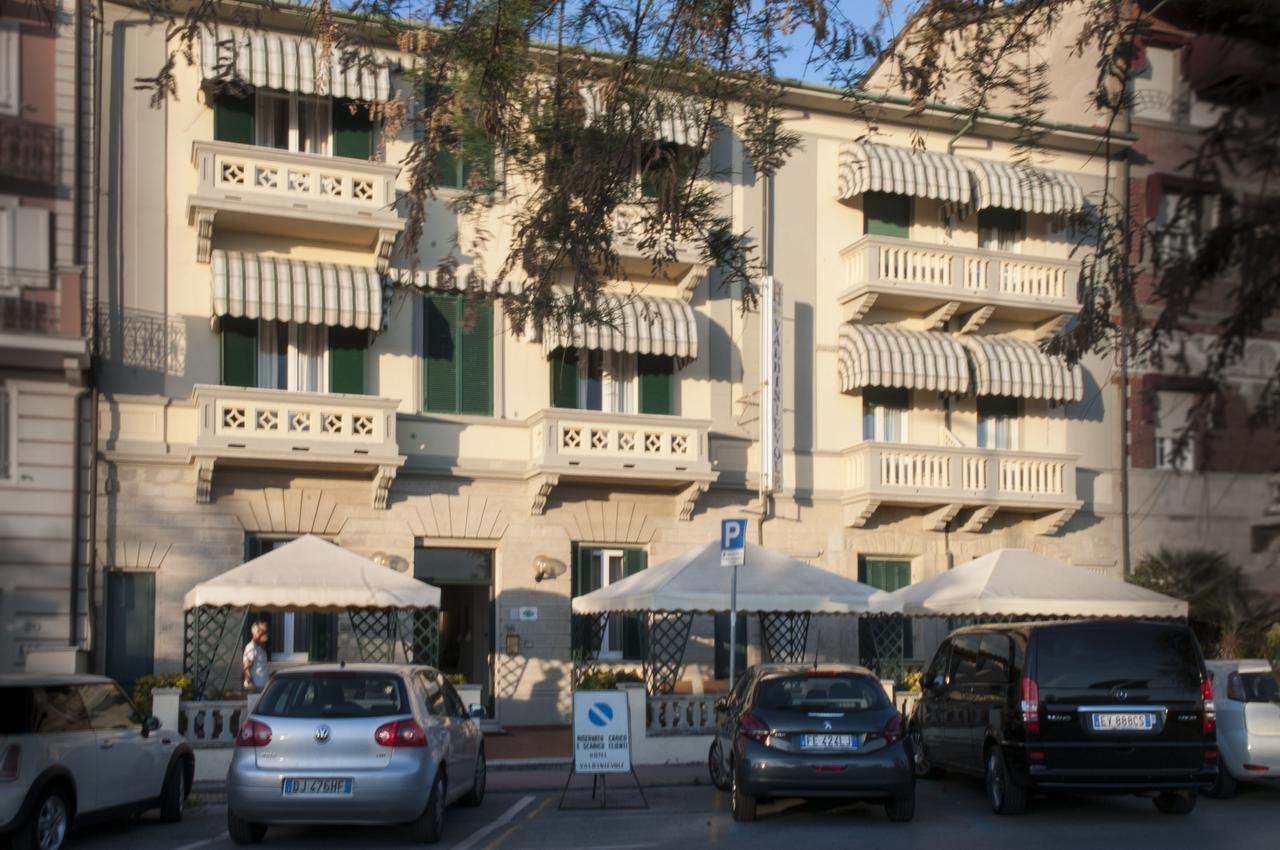 Hotel Valdinievole Lido di Camaiore Extérieur photo